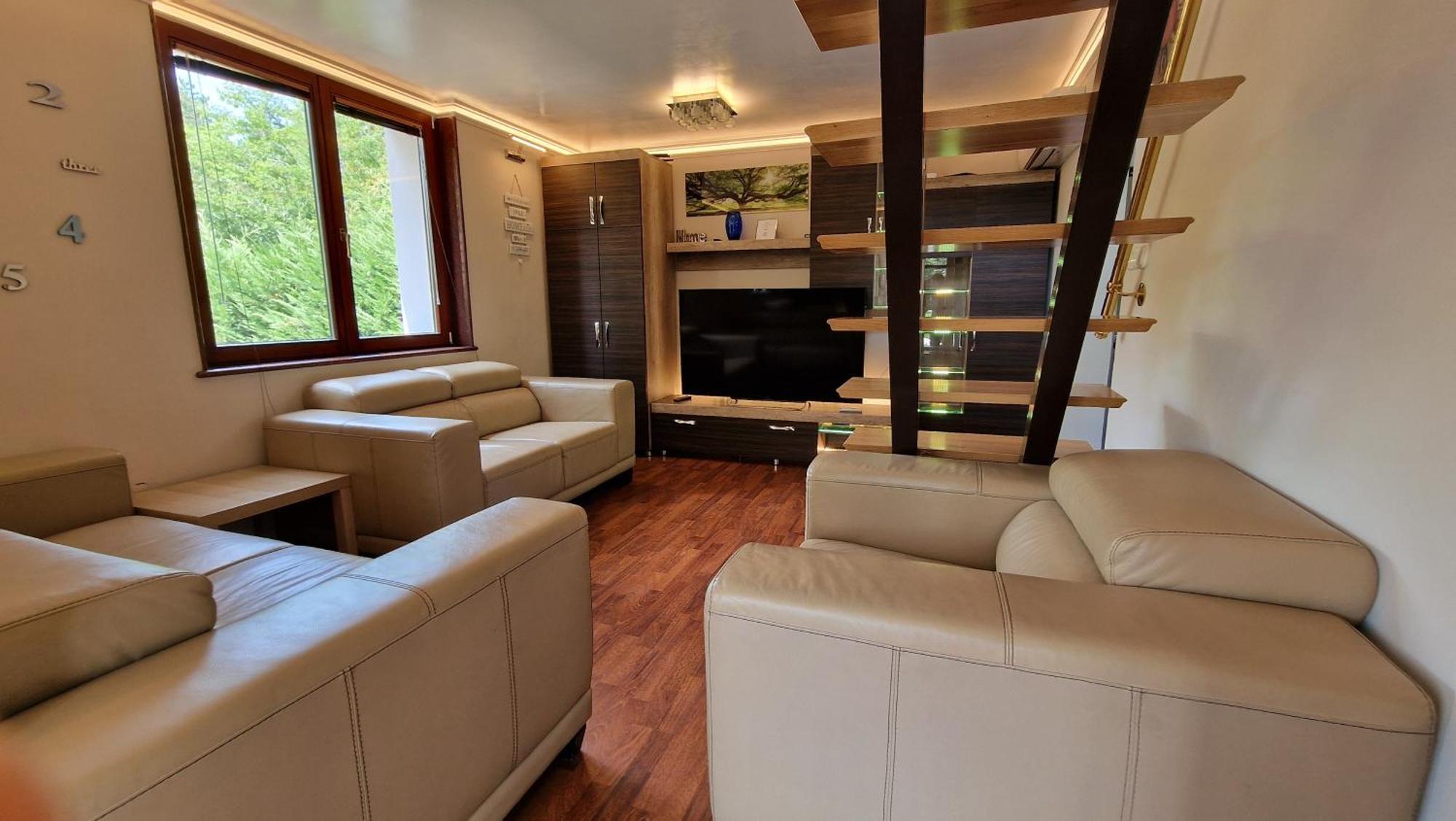 Pilis Hills View Deluxe House With Pool & Ac Near Bp Villa Pilisszentivan ภายนอก รูปภาพ